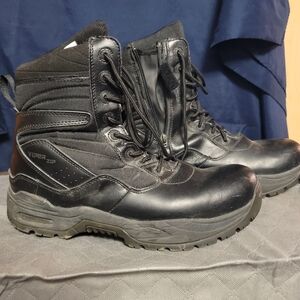Magnum Viper Zip Boots. Size 12.  (806)